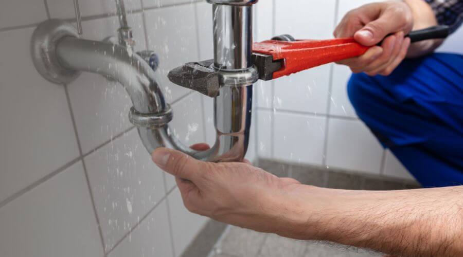 Expert burst pipe repair services in Inwood, NY